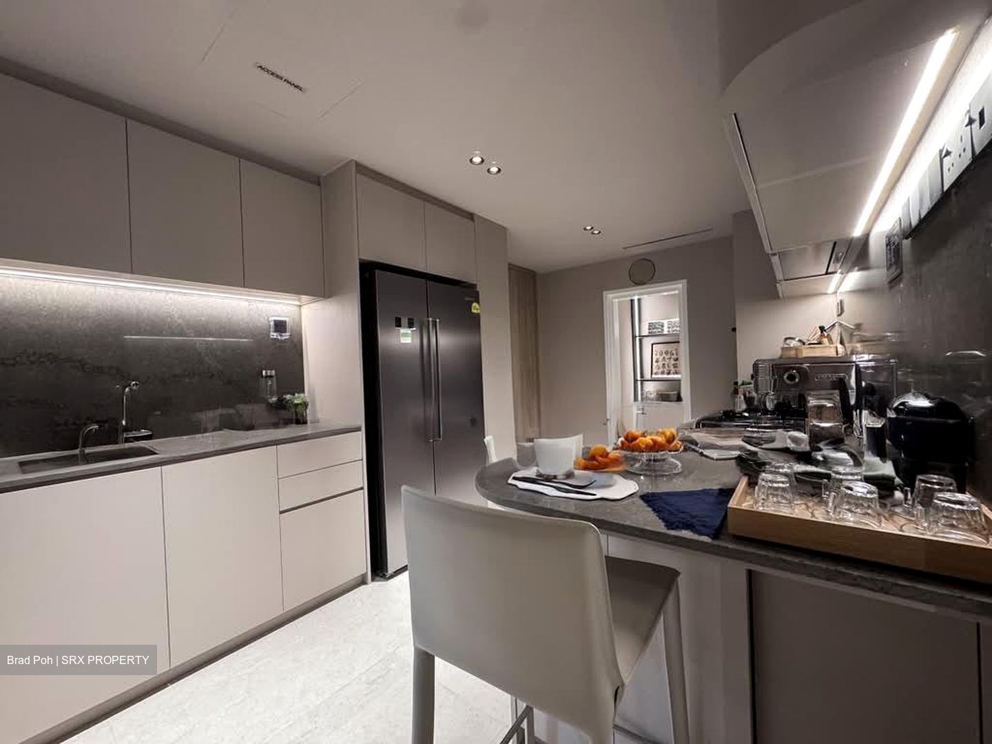 UE Square (D9), Apartment #550951541